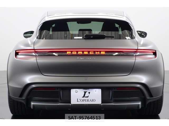 Porsche Taycan 2024-09 8850359-3