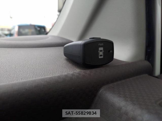 Toyota PORTE 2016-11 1141467-20