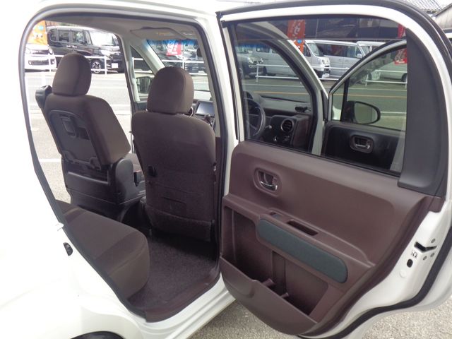 Toyota PORTE 2015-06 1548457-11