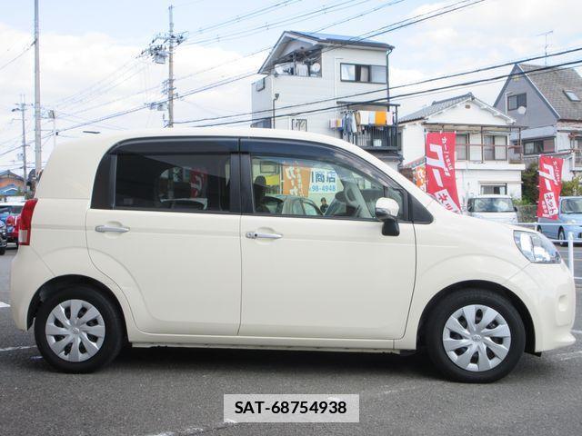 Toyota PORTE 2013-05 1626810-23