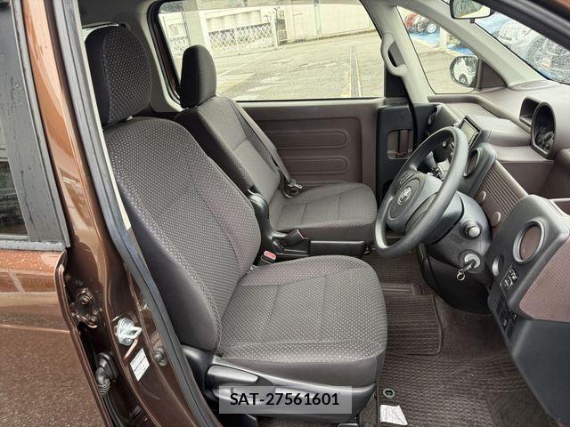 Toyota PORTE 2016-03 4394253-13