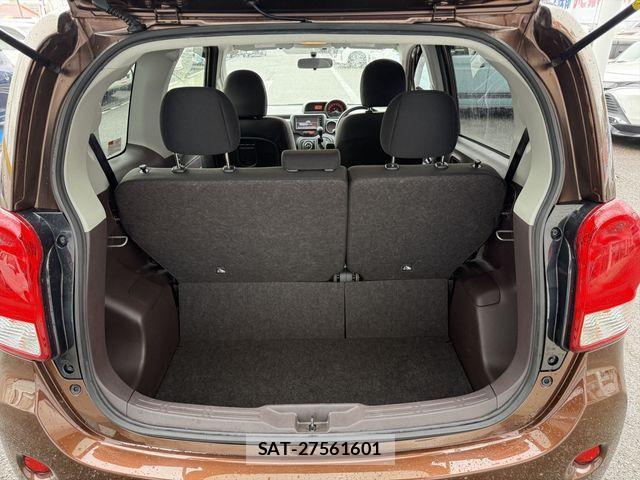 Toyota PORTE 2016-03 4394253-15