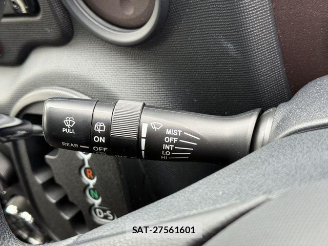 Toyota PORTE 2016-03 4394253-21