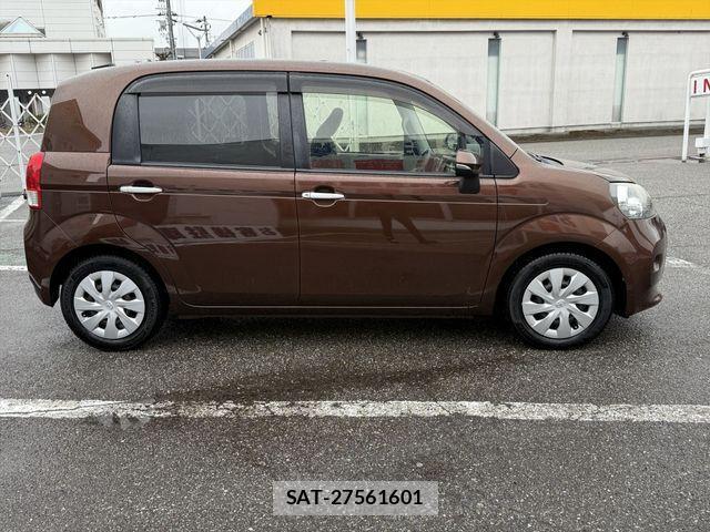 Toyota PORTE 2016-03 4394253-3