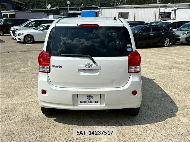 Toyota PORTE 2015-02 4599362-12