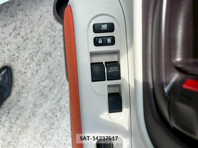Toyota PORTE 2015-02 4599362-16