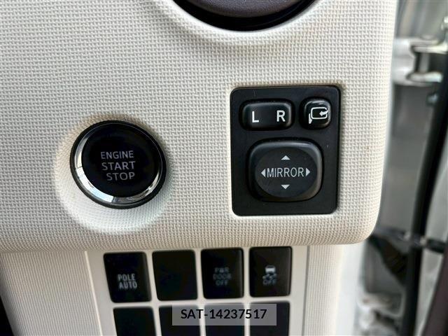 Toyota PORTE 2015-02 4599362-17
