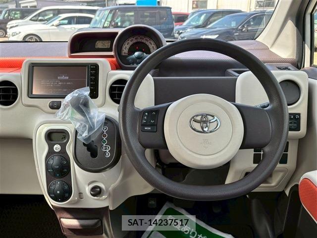 Toyota PORTE 2015-02 4599362-19