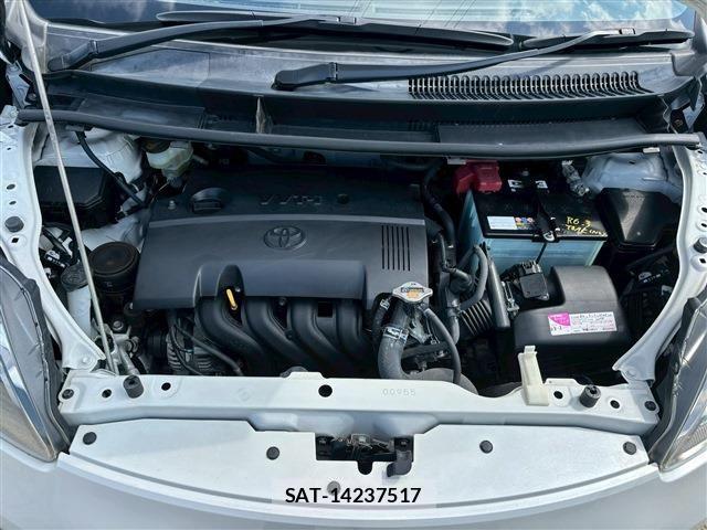 Toyota PORTE 2015-02 4599362-27