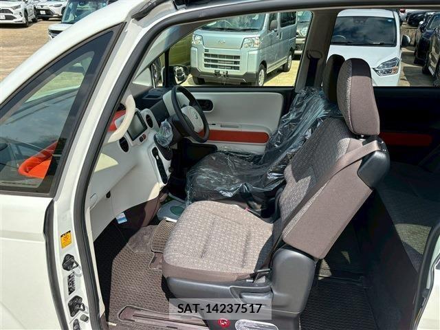 Toyota PORTE 2015-02 4599362-3