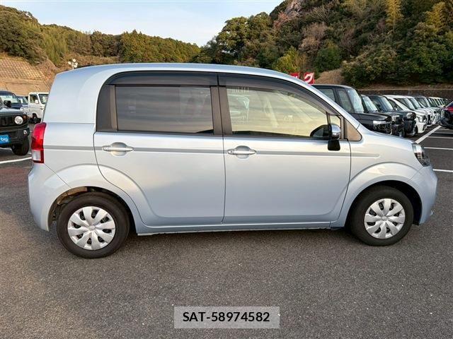 Toyota PORTE 2015-06 5875477-9