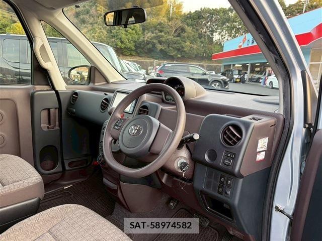 Toyota PORTE 2015-06 5875477-12