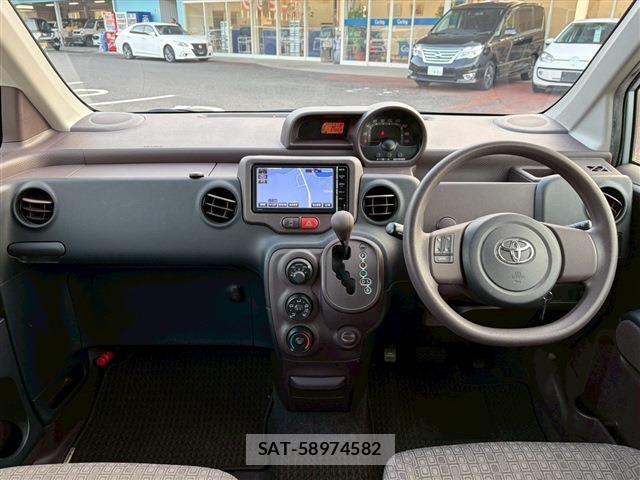 Toyota PORTE 2015-06 5875477-13
