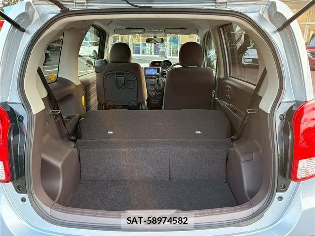Toyota PORTE 2015-06 5875477-16
