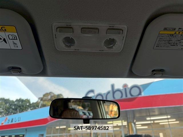 Toyota PORTE 2015-06 5875477-28