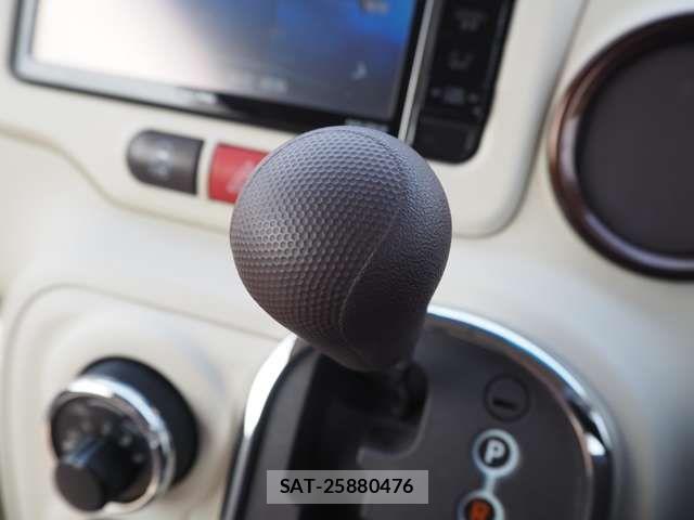 Toyota PORTE 2015-07 5875472-14