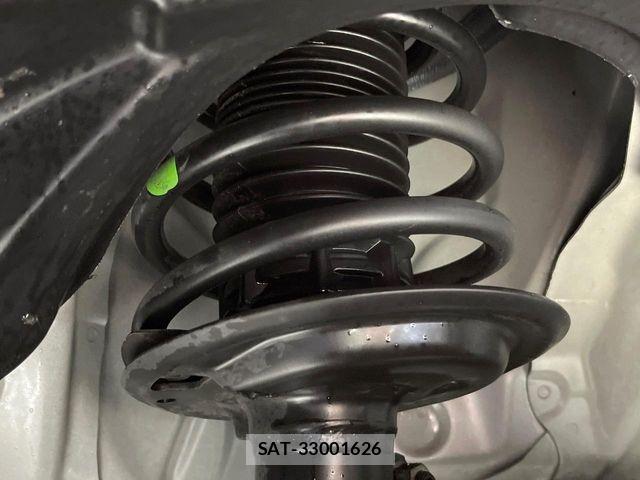 Toyota PORTE 2017-08 6691190-19