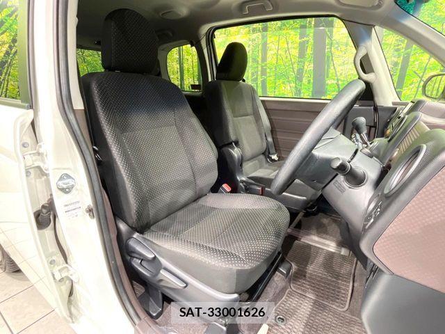 Toyota PORTE 2017-08 6691190-7