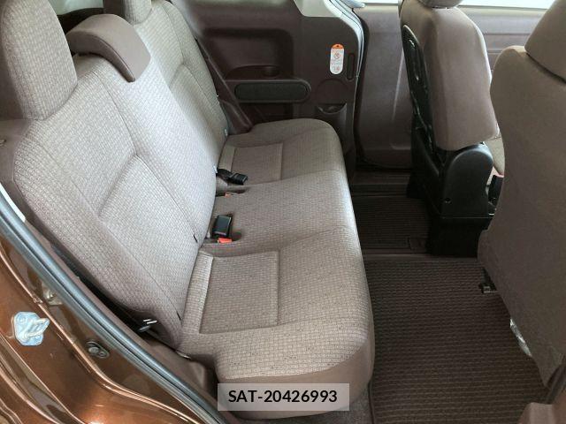 Toyota PORTE 2016-03 6717056-11