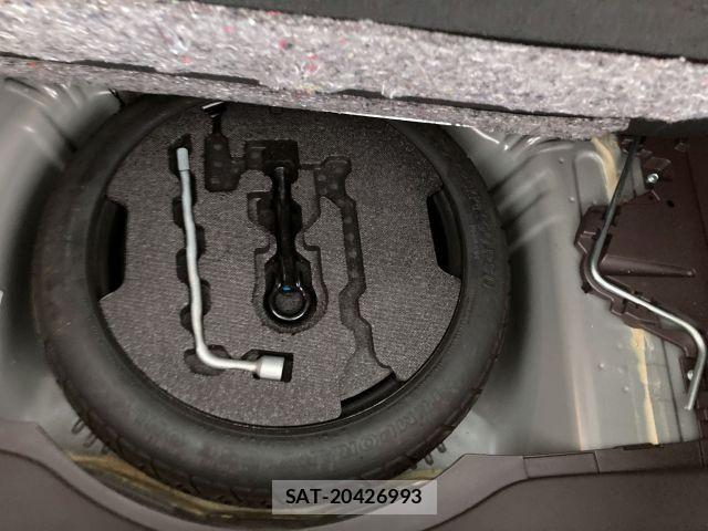 Toyota PORTE 2016-03 6717056-15