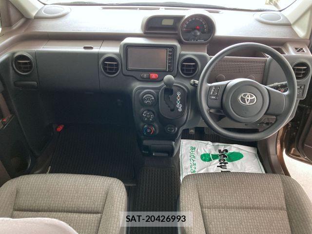 Toyota PORTE 2016-03 6717056-1