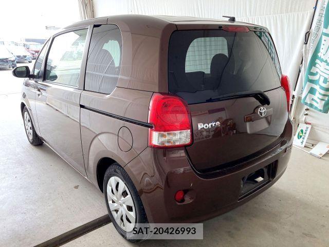 Toyota PORTE 2016-03 6717056-2