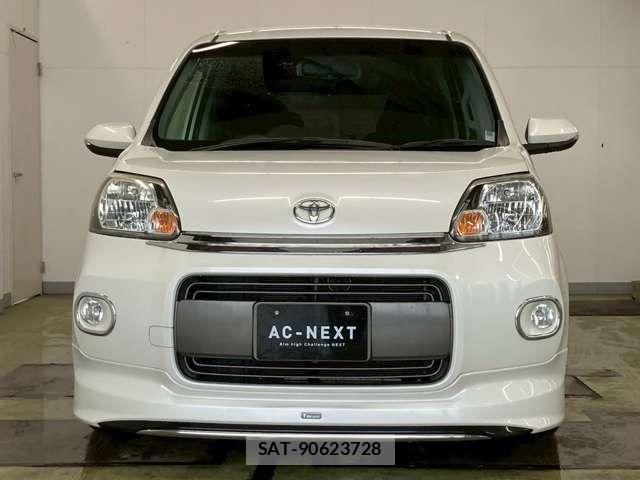 Toyota PORTE 2016-06 6717055-12