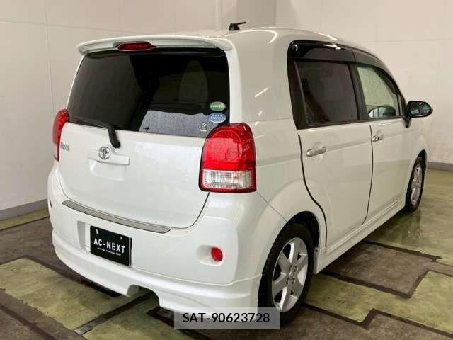 Toyota PORTE 2016-06 6717055-17