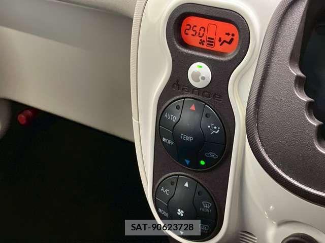 Toyota PORTE 2016-06 6717055-6