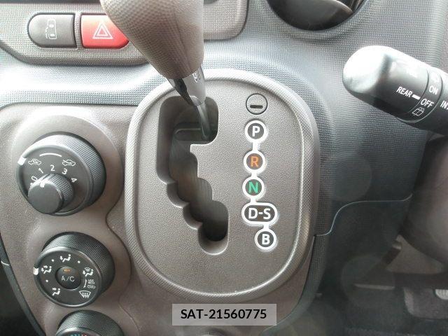 Toyota PORTE 2014-11 6752862-15