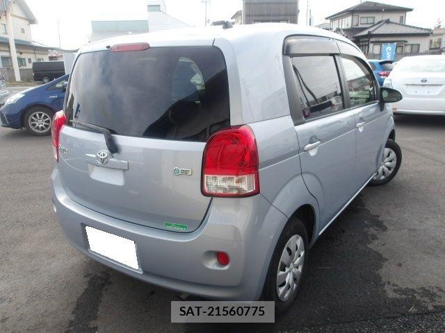 Toyota PORTE 2014-11 6752862-2