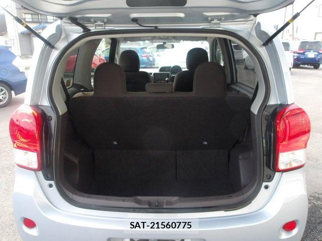 Toyota PORTE 2014-11 6752862-8