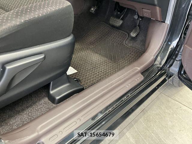 Toyota PORTE 2014-06 6816566-8