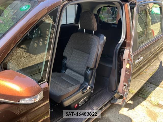 Toyota PORTE 2013-10 6911177-9