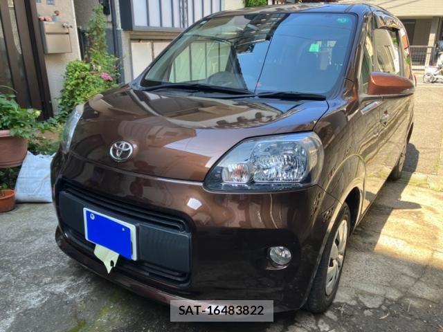 Toyota PORTE 2013-10 6911177-0