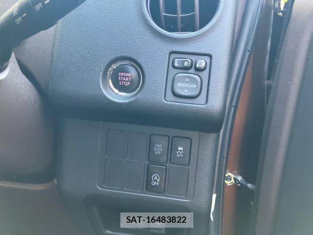 Toyota PORTE 2013-10 6911177-18