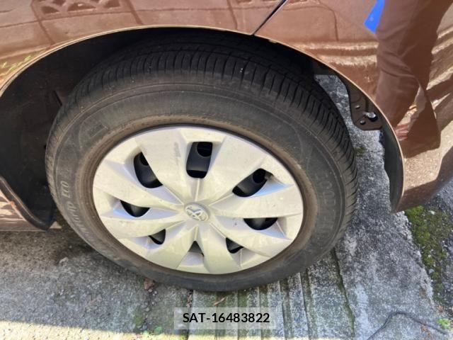 Toyota PORTE 2013-10 6911177-4