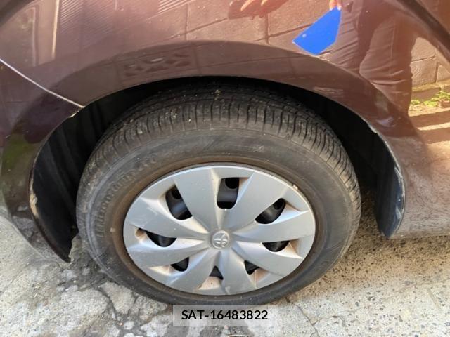 Toyota PORTE 2013-10 6911177-5