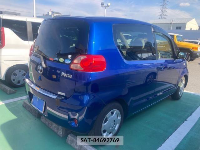 Toyota PORTE 2006-09 6911175-7