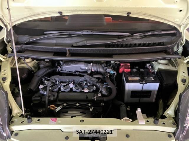 Toyota PORTE 2013-09 6911164-16