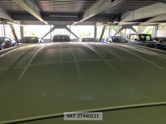 Toyota PORTE 2013-09 6911164-7