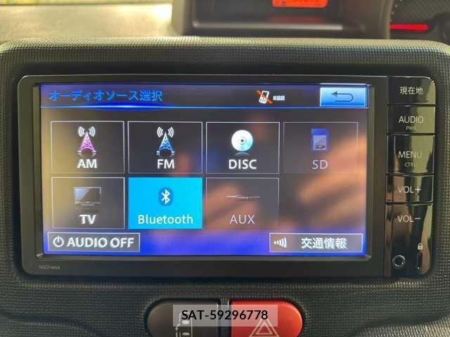 Toyota PORTE 2015-10 6911162-17