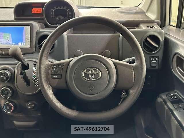 Toyota PORTE 2013-04 7060222-9