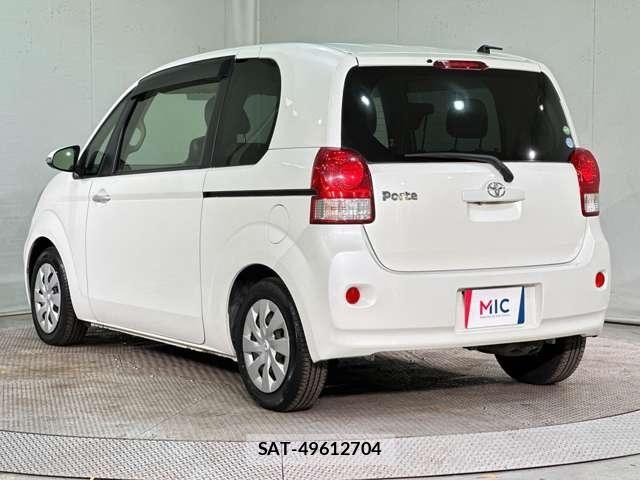 Toyota PORTE 2013-04 7060222-6