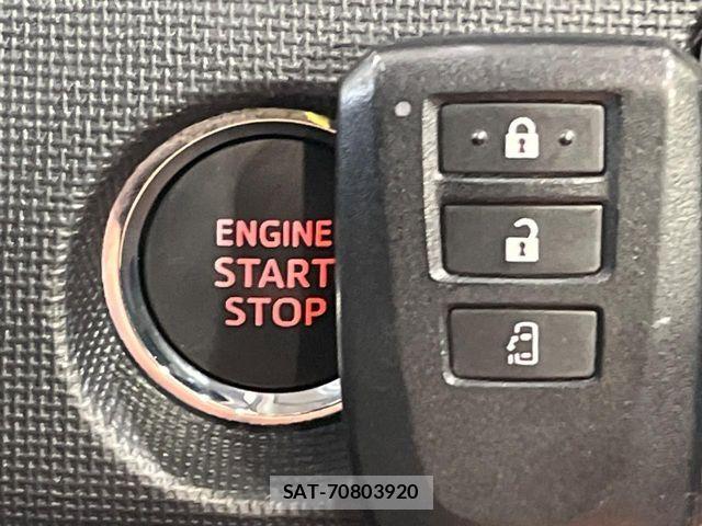 Toyota PORTE 2015-09 7215459-6