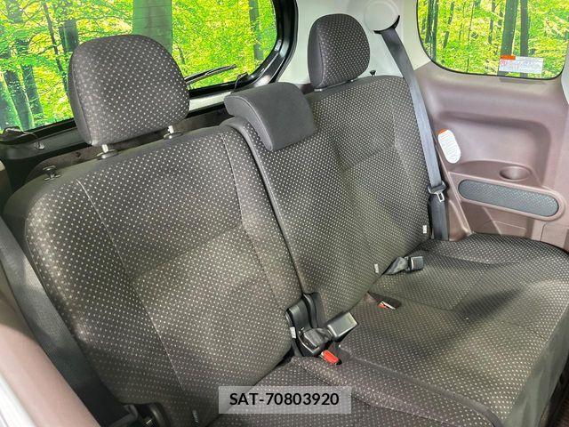 Toyota PORTE 2015-09 7215459-8