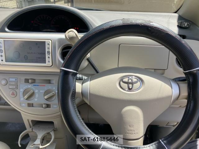 Toyota PORTE 2009-06 7223565-14