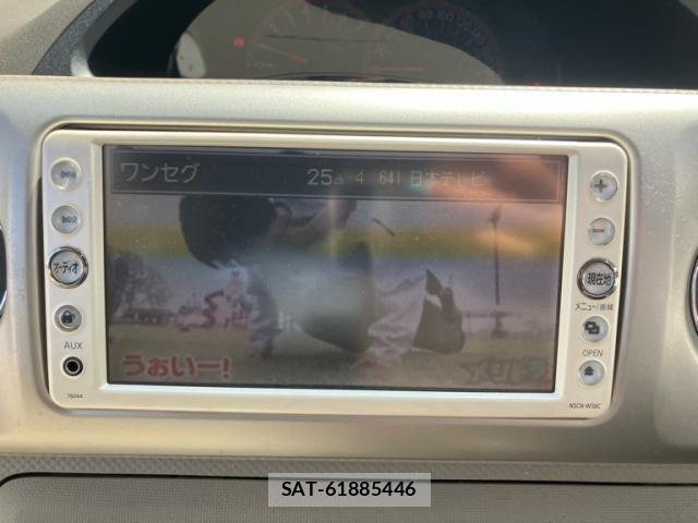 Toyota PORTE 2009-06 7223565-19