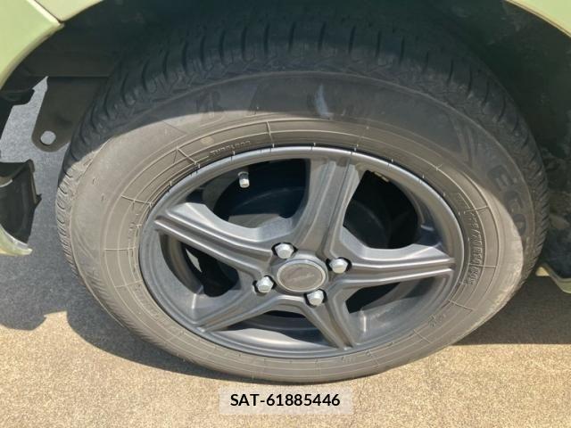 Toyota PORTE 2009-06 7223565-3