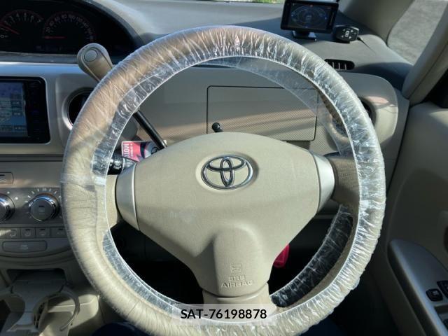 Toyota PORTE 2010-03 7223573-15